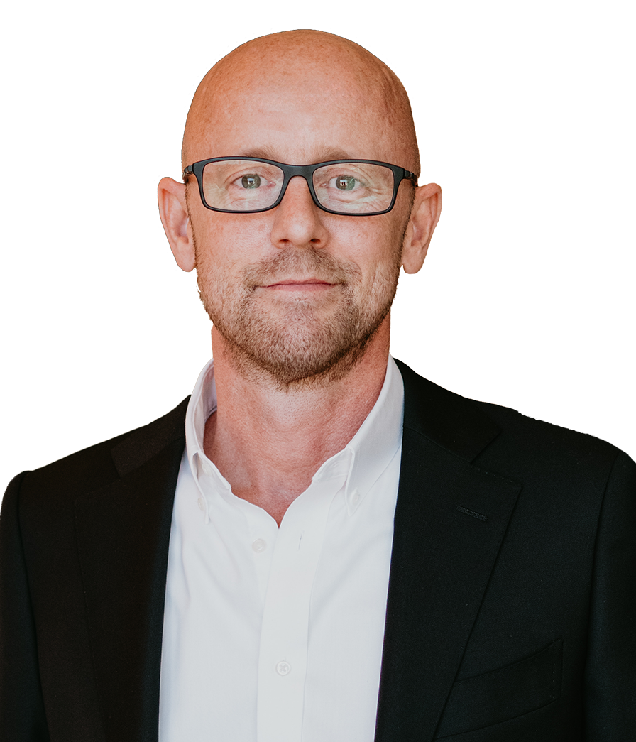 Luxury Real Estate Agent Ryan Zeppernick Headshot | IS Luxury