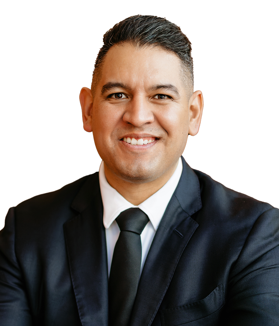 Luxury Real Estate Agent John JD Diaz Headshot | IS Luxury